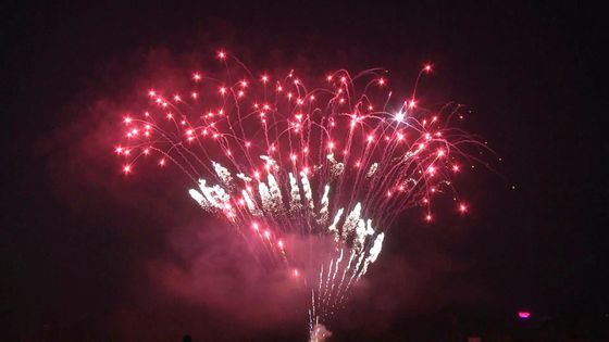 크리스마스 축제 축하를 위해 야외인 208 샷 전문적 케이크 불꽃놀이