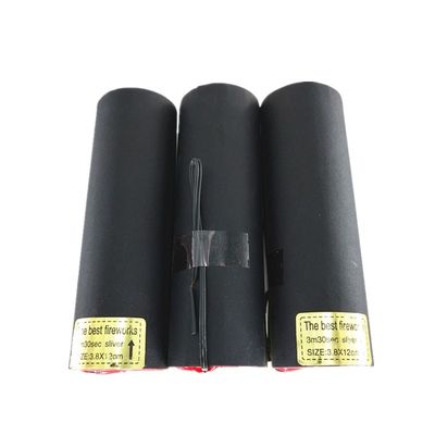 3m30s는 황금 단계 샘 불꽃놀이 찬 실내 불꽃놀이