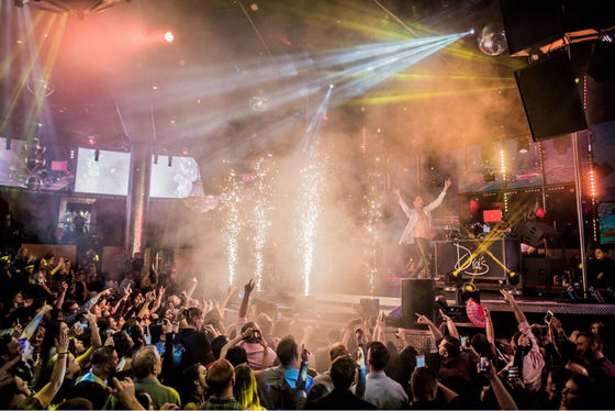 AC110V Cold Sparkler Machine 600W Pyrotechnics Machine For Wedding Stage